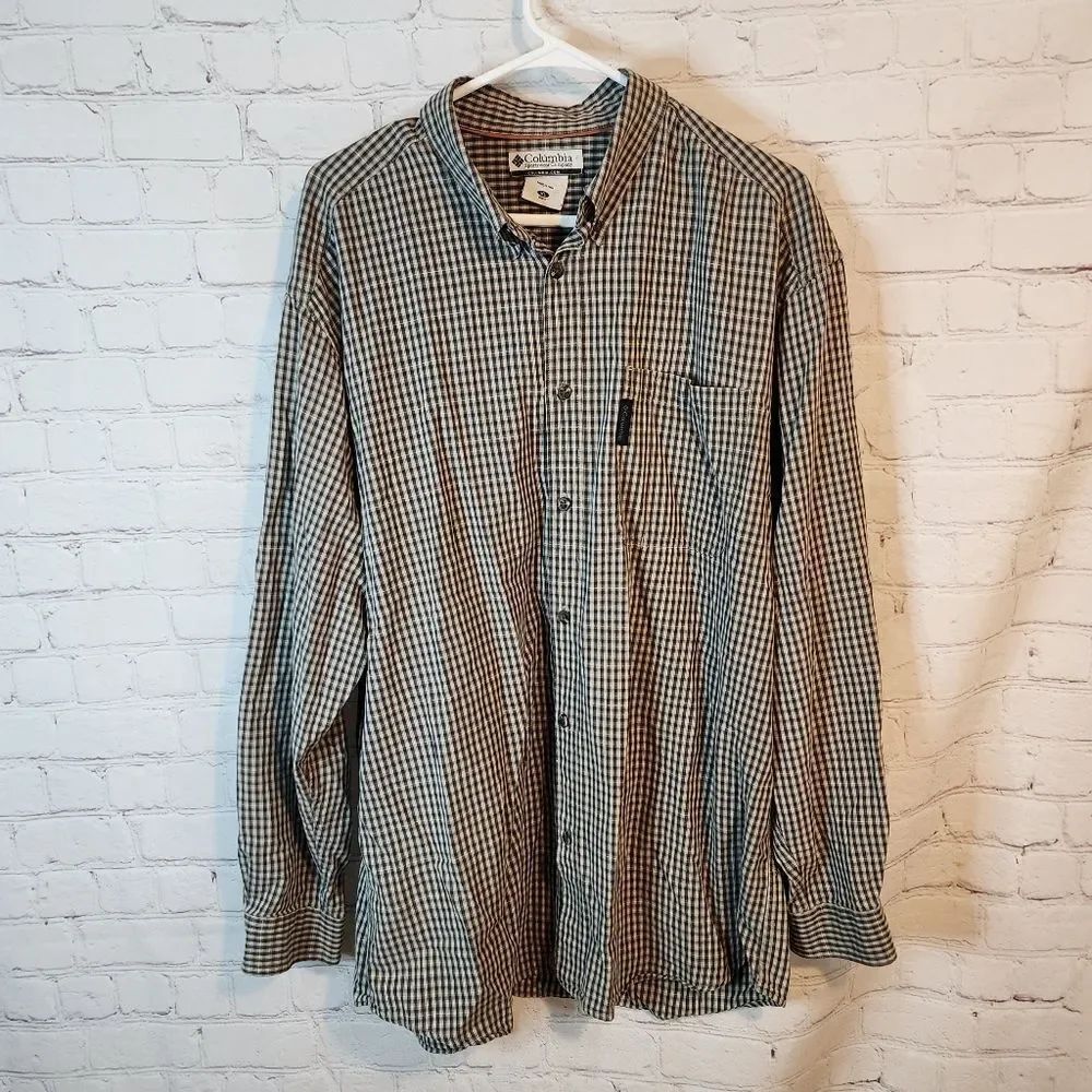 Men's Columbia Navy and White Plaid Longsleeve Button-Down Shirt, Size XL